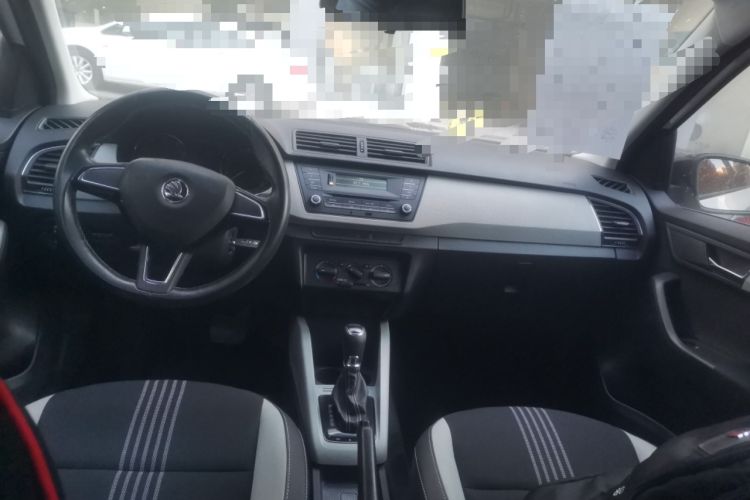 Used Skoda Fabia 2015 1.6L Automatic Sport Edition
