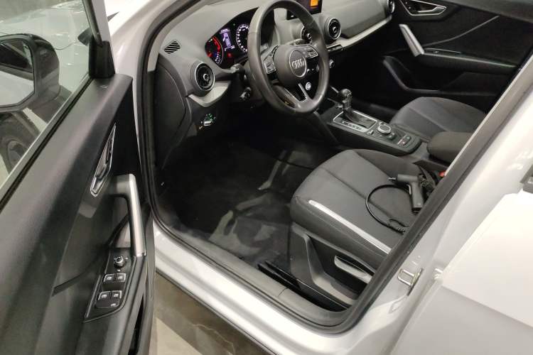 Used Audi Q2L 2021 35 TFSI Progressive Dynamic Edition
