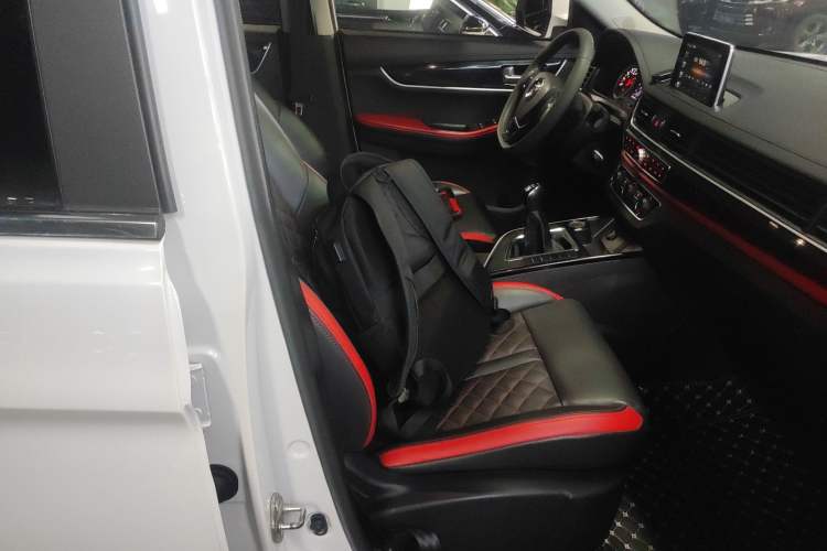 Used FORTHING T5 2020 1.6L Manual Comfort Model China VI Standard
