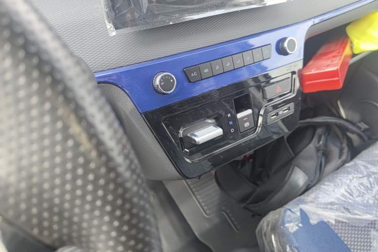 Used Dongfeng Yufeng EM27 2024 EM27L BYD CATL 41.86 kWh
