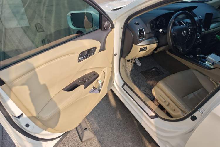 Used Acura RDX 2016 3.0L Four-Wheel Drive Deluxe Edition
