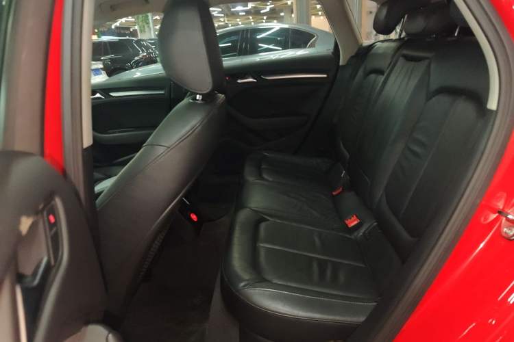 Used Audi A3 2015 Sportback 35 TFSI Millionth Anniversary Comfort Model
