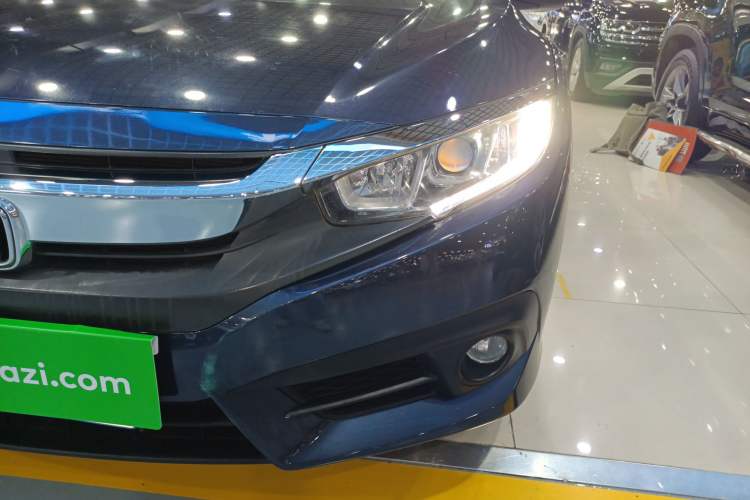 Used Honda Civic 2016 220TURBO CVT Luxury Edition
