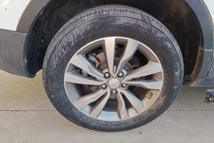 Used Geely Auto Emgrand X7 Sport 2016 1.8TD Automatic ZhiShang Model
