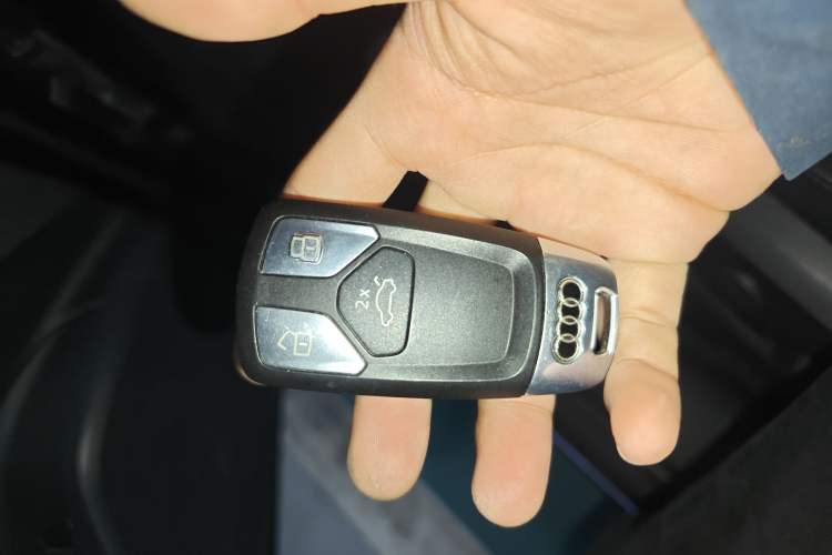 Used Audi Q5L 2021 40 TFSI Fashion Dynamic Model
