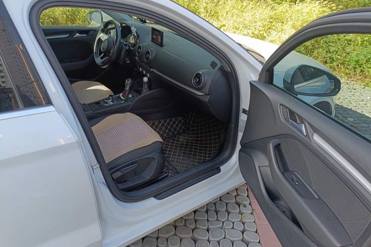 Used Audi A3 2018 30th Anniversary Edition Limousine 35 TFSI Ambition Model
