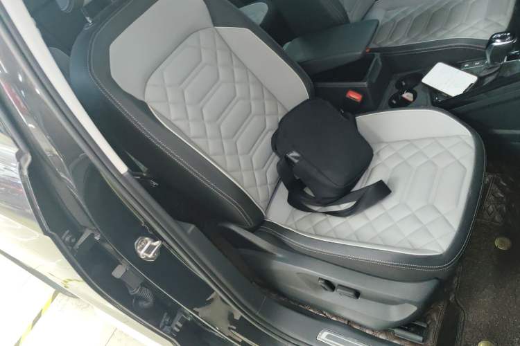 Used Volkswagen Tayron 2023 330TSI Two-Wheel-Drive Luxury Plus Advanced Version