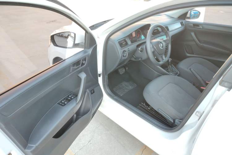 Used Volkswagen Santana 2018 1.5L Automatic Fashion Edition
