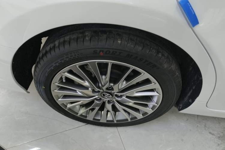 Used Toyota Camry 2019 Revised Version Dual-Engine 2.5 HG Luxury Edition
