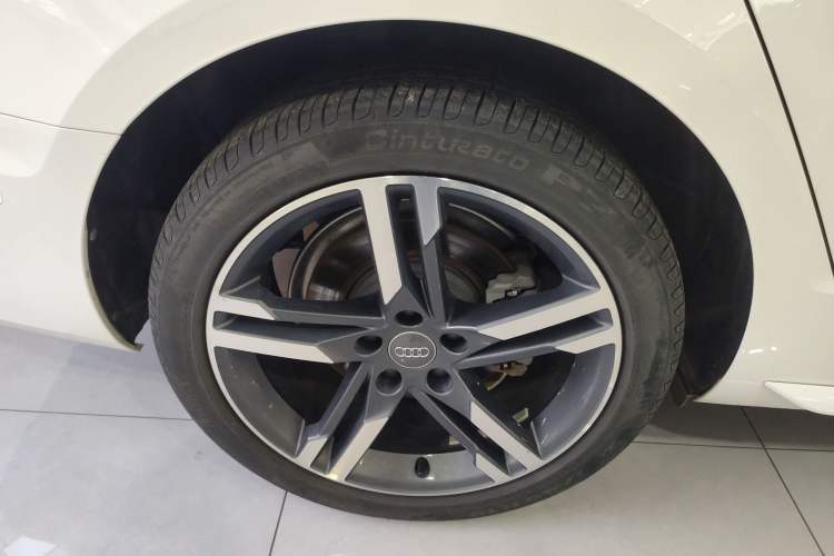 Used Audi A4L 2022 40 TFSI Fashion Dynamic Model