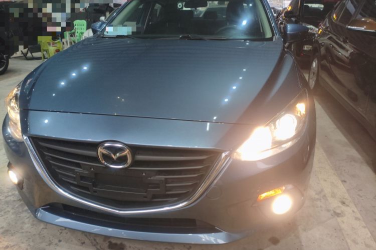 Used Mazda Mazda 3 Axela 2016 Sedan 1.5L Automatic Comfort Model
