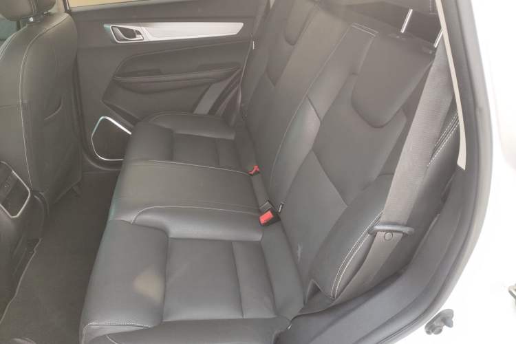 Used Geely Auto Vision X6 2018 1.8L Manual 4G Connect Luxury Edition
