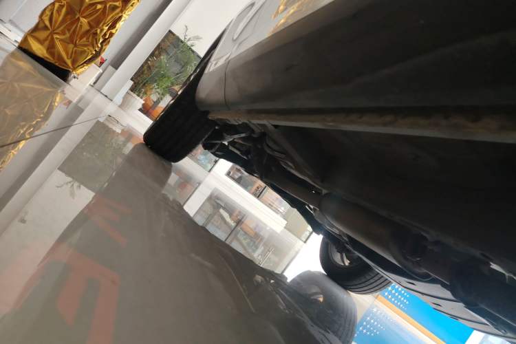 Used Wey VV6 2019 2.0T Two-Wheel-Drive Ultra-Luxury Version China VI Standard
