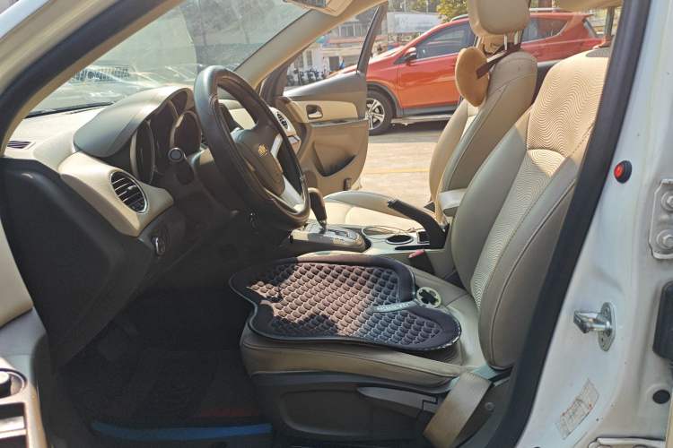 Used Chevrolet Cruze 2015 1.5L Classic SE AT
