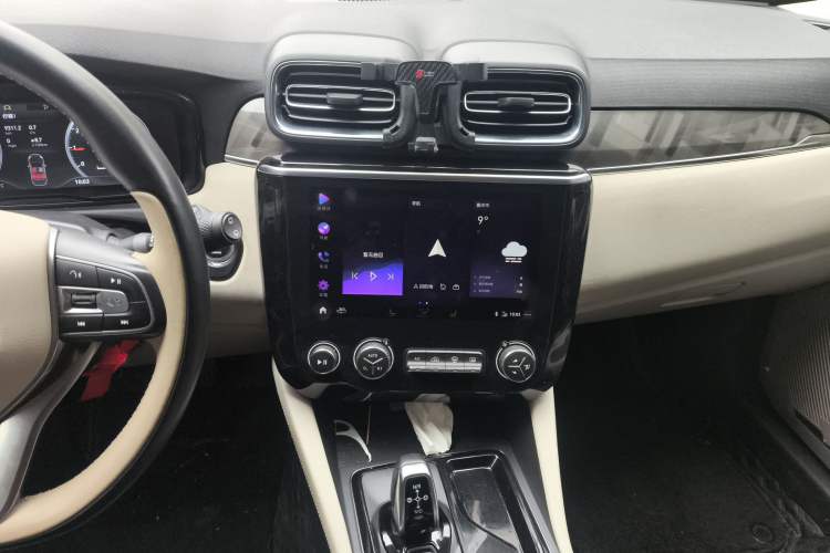 Used Lynk & Co 02 2018 1.5T DCT Two-Wheel Drive Zhaopu Version China V Standard
