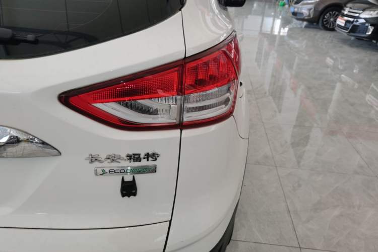 Used Ford Kuga 2015 1.5L GTDi Two-Wheel Drive Fashion Edition
