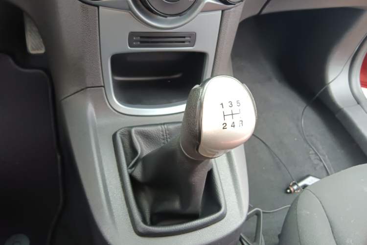 Used Ford Fiesta 2013 Hatchback 1.5L Manual Fashion Edition