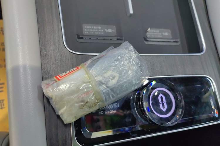 Used Hima AITO M9 2024 Range-Extended Ultra Version 42 kWh 6-Seater Model
