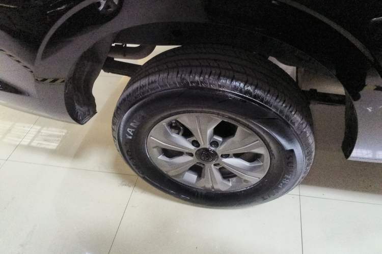 Used Great Wall Poer 2023 2.0T Commercial Version Automatic Diesel Two-Wheel Drive Elite Trim with Long Bed – GW4D20M
