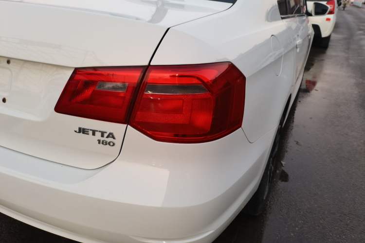 Used Volkswagen Jetta 2015 Value Edition 1.6L Automatic Fashion Version
