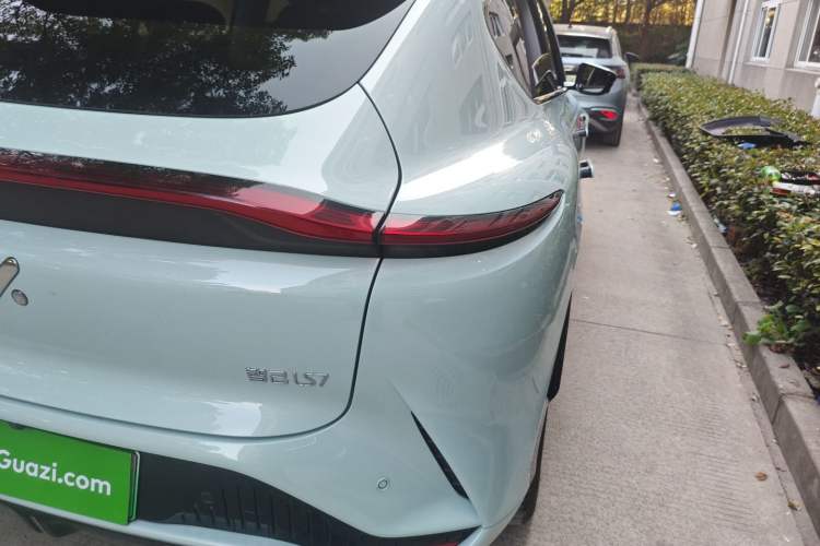 Used  LS7 2023 90 kWh Elite Rear-Drive Version