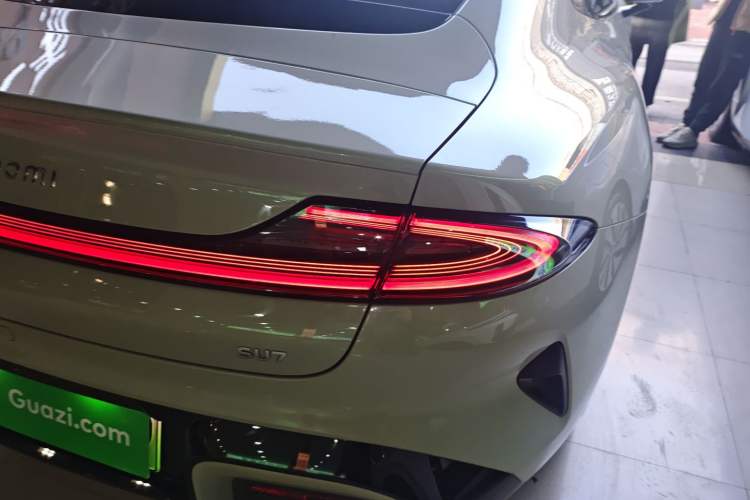 Used  SU7 2024 Rear-Drive Ultra-Long Range Advanced Pro-Level Intelligent Driving Version
