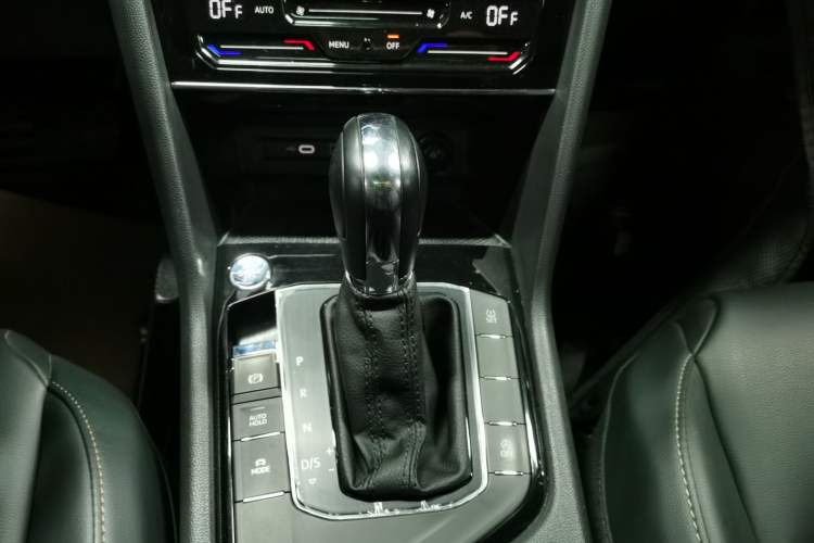 Used Volkswagen Tharu 2021 280TSI Two-Wheel-Drive Luxury Plus Edition
