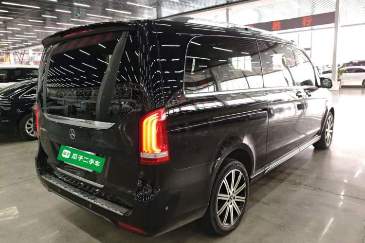 Used Mercedes-Benz V-Class 2021 V 260 L Long-wheelbase Luxury Edition