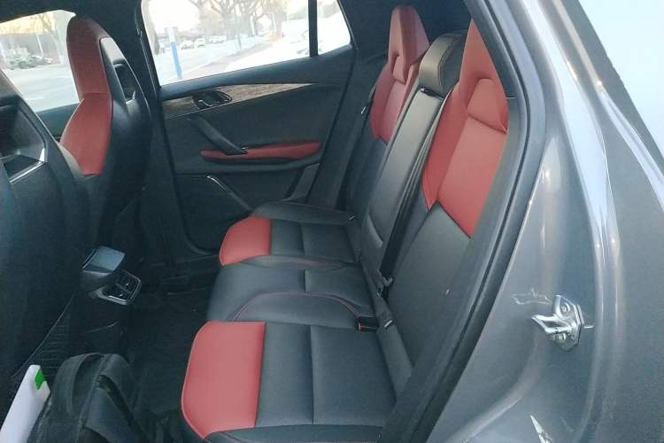 Used Lynk & Co 06 2020 1.5T JinPro model
