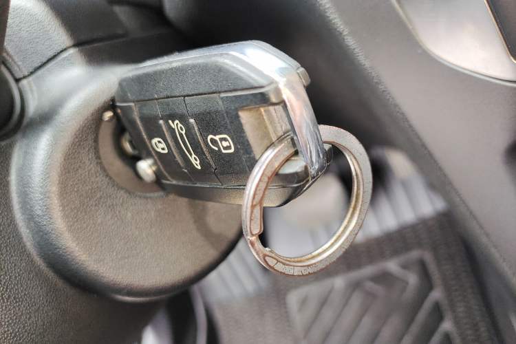 Used Citroen C4 Sega 2016 1.6L Automatic Luxury Model
