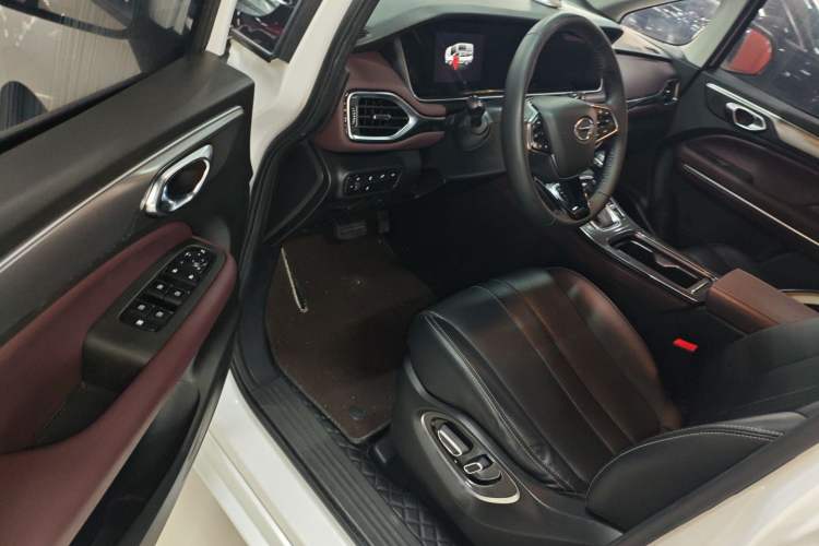 Used GAC Trumpchi M6 2021 PRO 270T Automatic Luxury Edition
