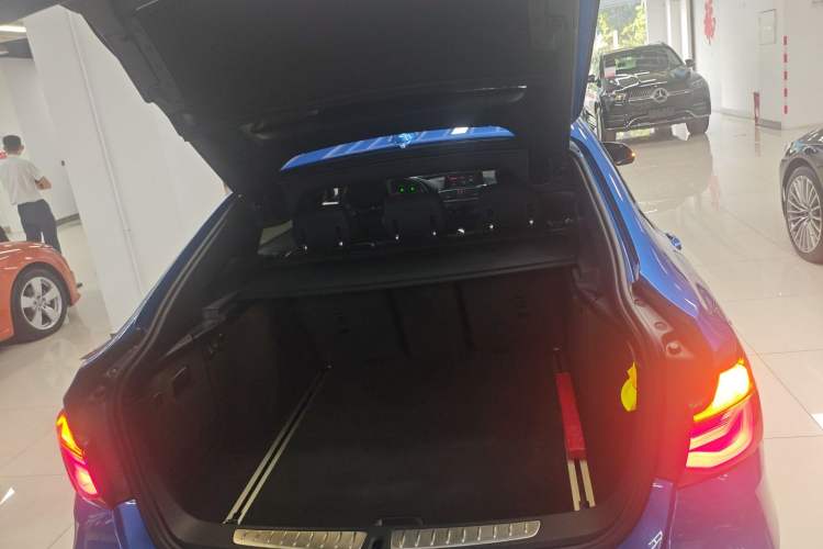 Used BMW 3 Series GT 2020 320i M Sport Package
