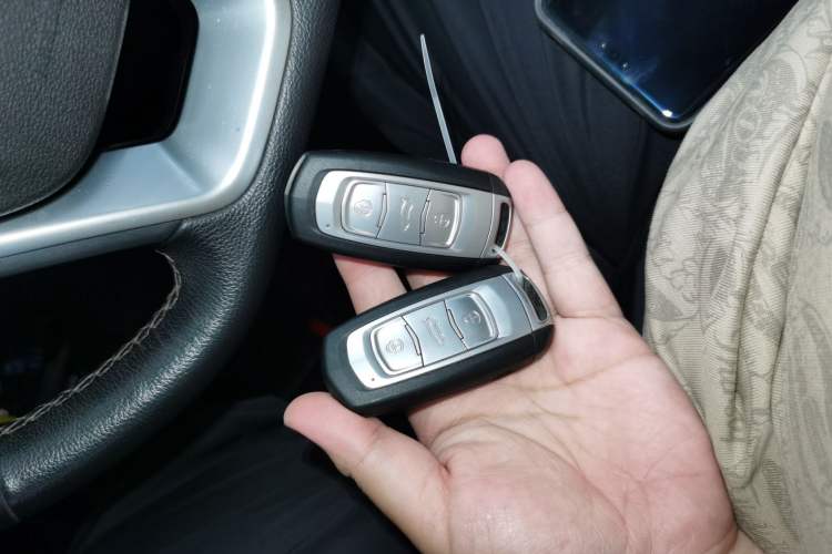 Used Geely Auto Emgrand X7 Sport 2016 1.8TD Automatic Smart Model
