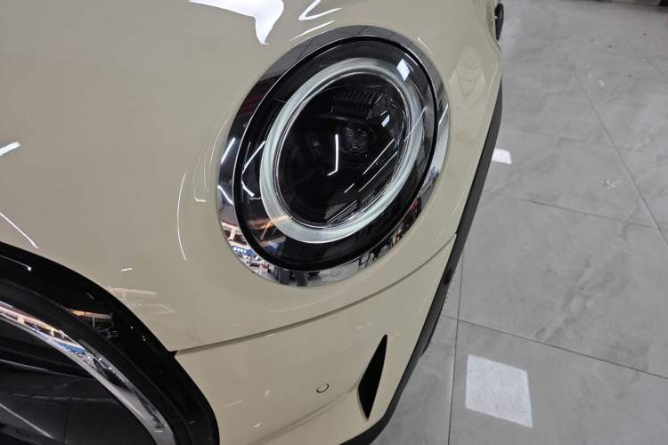 Used  MINI 2022 Updated 1.5T COOPER Classic Edition