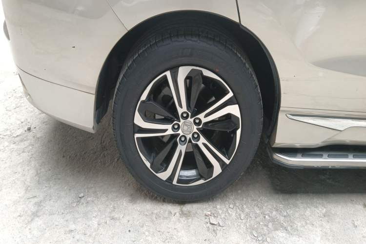 Used Honda UR-V 2017 370TURBO 2WD Prestige Edition China V
