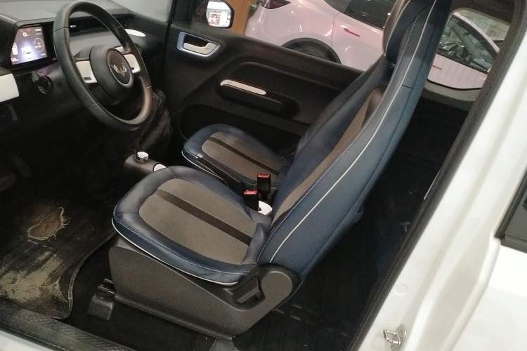 Used Wuling Hongguang MINIEV 2022 GAMEBOY 200km Gaming Edition with Lithium Iron Phosphate