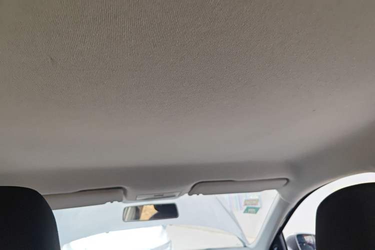 Used Volkswagen Jetta 2013 1.6L Automatic Fashion Model