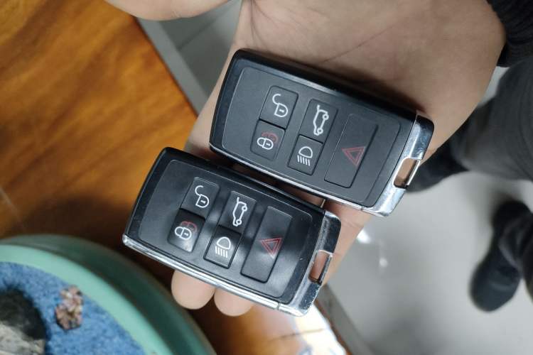 Used Land Rover Discovery Sport 2020 249 PS R-Dynamic Performance Tech Edition 7 Seats