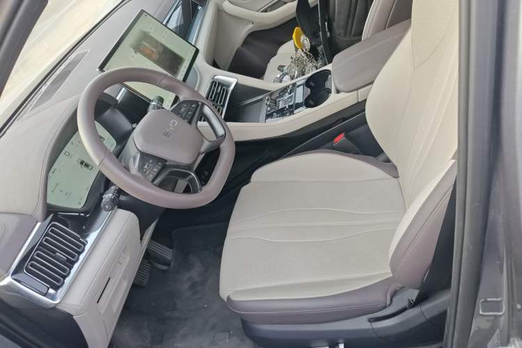 Used BYD Song PLUS New Energy 2025 EV Intelligent Driving Version 520km Premium Model
