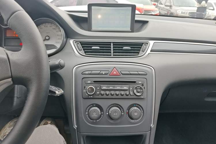 Used Peugeot 308 2014 Enjoy Edition Classic 1.6L Automatic Premium Model
