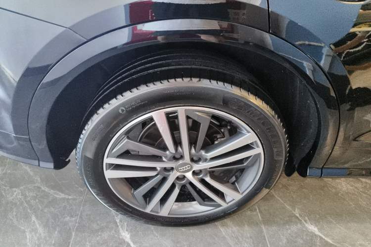 Used Audi Q5L 2020 Updated 40 TFSI Prestige Fashion Edition
