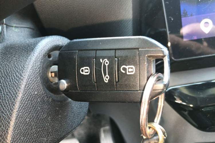 Used Peugeot 308 2016 1.6L Automatic Fashion Edition