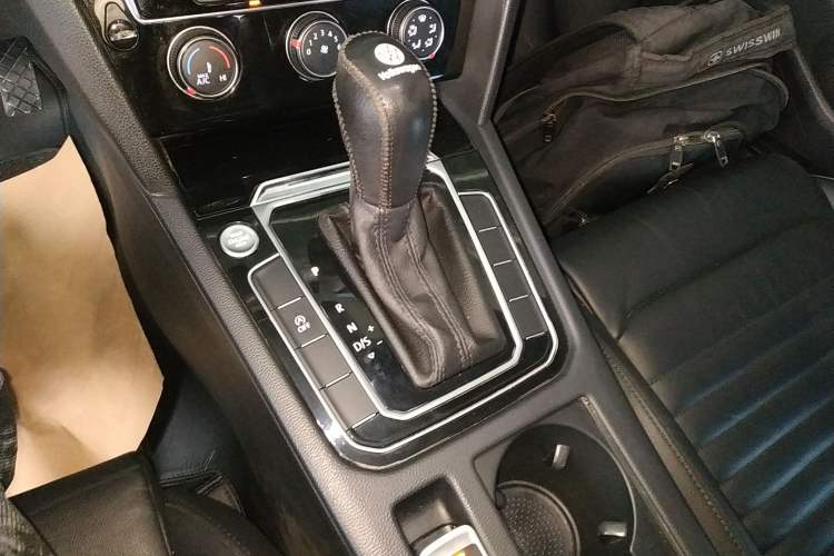 Used Volkswagen Magotan 2018 330TSI DSG Advanced Model
