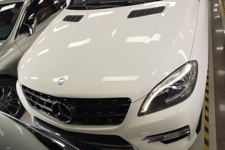 Used Mercedes-Benz M-Class 2014 ML 400 4MATIC Dynamic Model