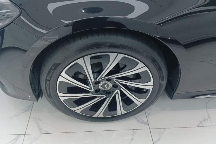 Used Mercedes-Benz E-Class 2024 E 300 L Luxury Model
