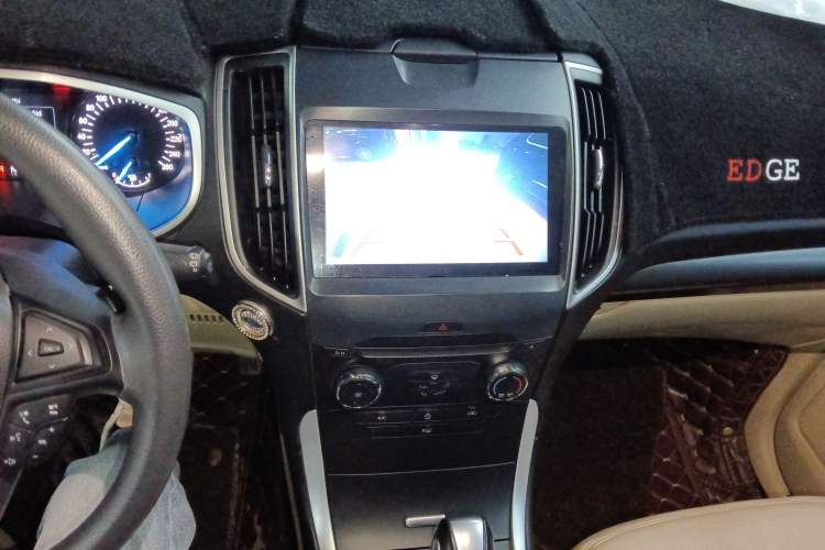 Used Ford Edge 2018 EcoBoost 245 Two-Wheel-Drive Titanium 5-Seater China V Standard