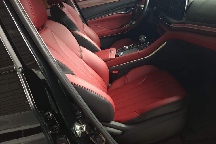 Used Changan CS75 PLUS 2021 1.5T Automatic Prestige Model
