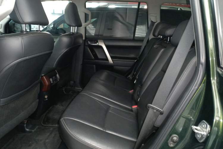 Used Toyota Prado 2016 2.7L Automatic Standard Edition
