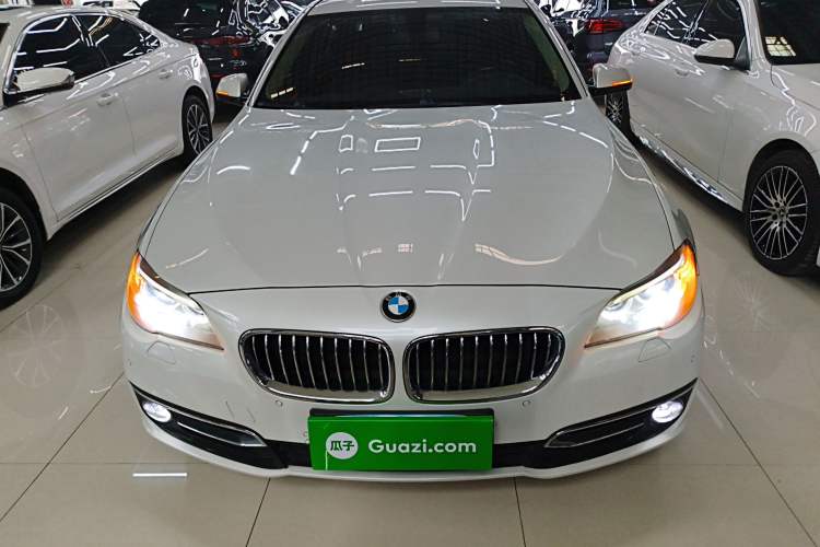 Used BMW 5 Series 2014 525Li Luxury Design Package
