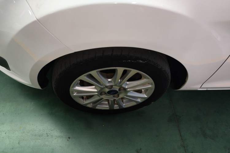 Used Ford Fiesta 2013 Hatchback 1.5L Automatic Fashion Edition